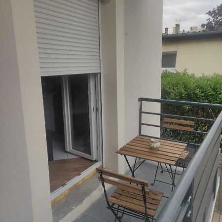 Appartement Studio Bien Situe à Eybens Extérieur photo